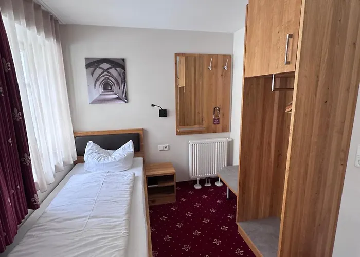 Einzelzimmer 9 Otel *